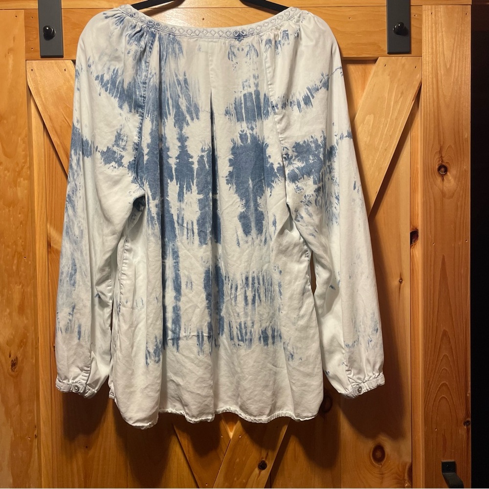 Bohemian tie dye flowy blouse - Picture 2 of 7